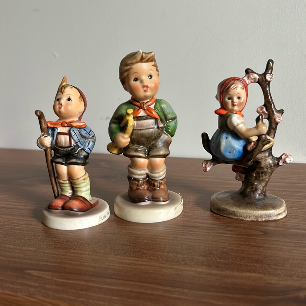 Hummel Goebel Bundle! Apple Tree Girl, Trumpet Boy, Little Hiker. Excellent!